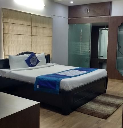 Hitech Shilparamam Guest House Hyderabad Exteriör bild