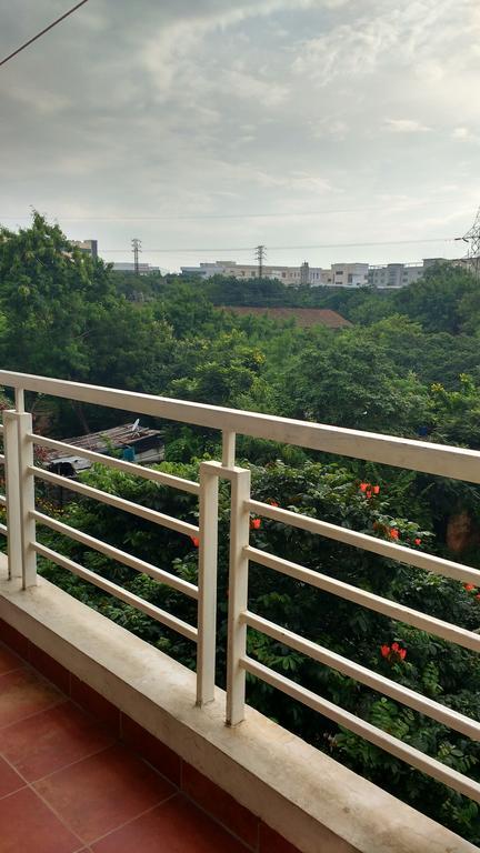 Hitech Shilparamam Guest House Hyderabad Exteriör bild