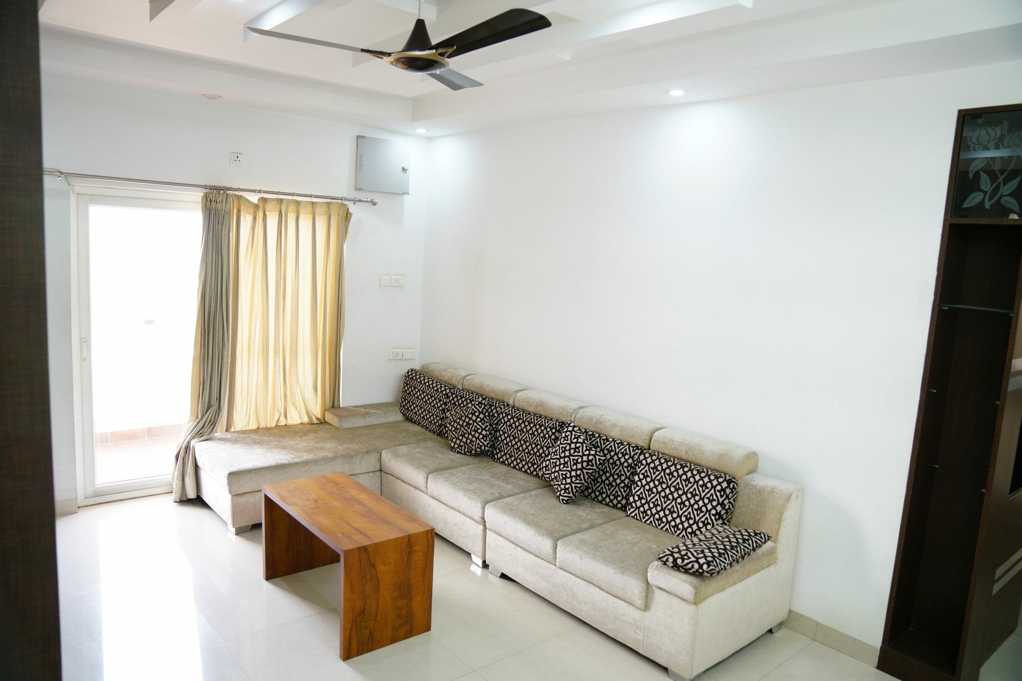 Hitech Shilparamam Guest House Hyderabad Exteriör bild